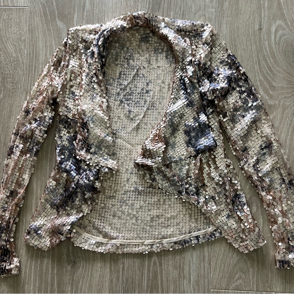 Boston Proper Sequin Lace Top in Cream and Gold